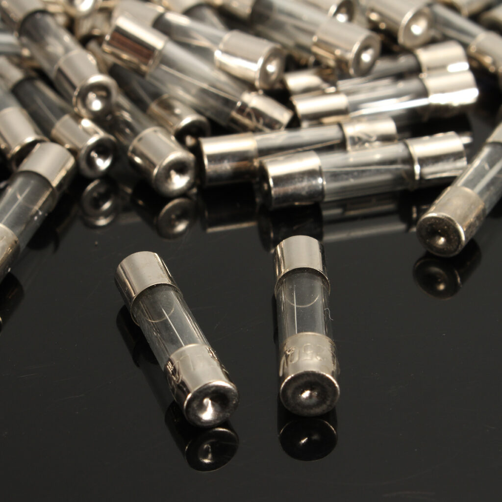 Fusibili_kit_100Pcs_5x20mm_0.2A-20A